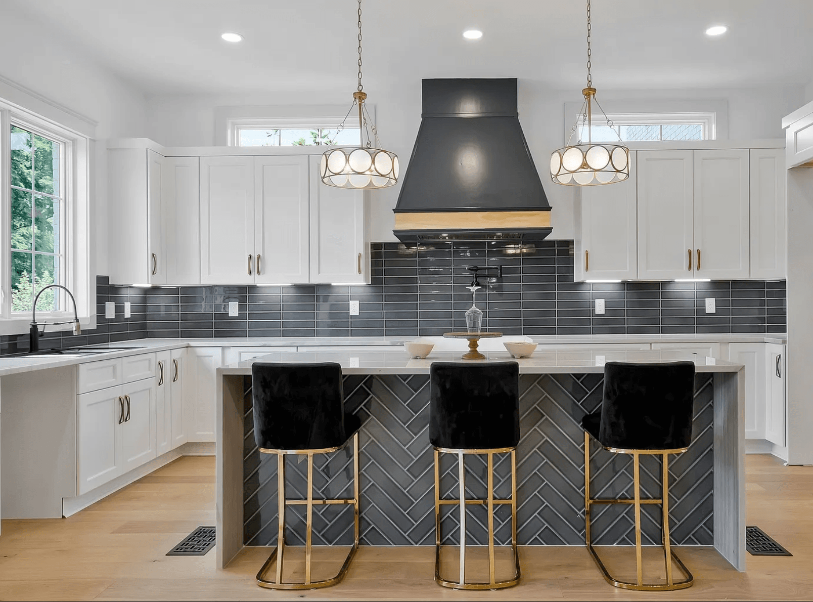 Green Hills - View 3